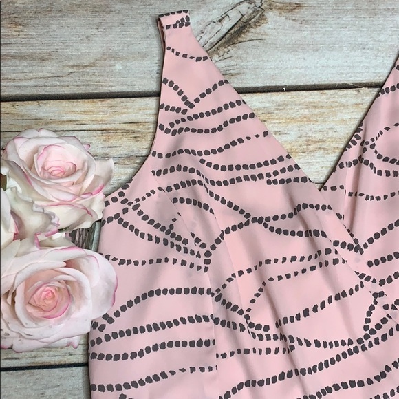 CABI ladies Sophia cami pink and gray - Picture 4 of 5